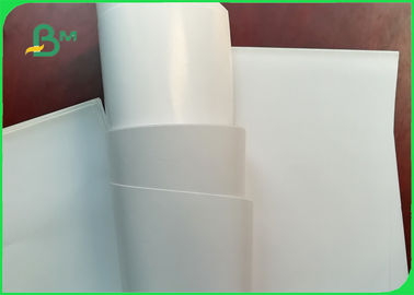 80 - carta patinata lucida C2S Couche del raso bianco di 350g con superficie regolare