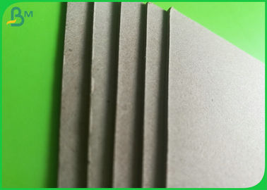 Il FSC ha certificato il truciolato grigio disponibile di dimensione differente di 1.5mm per il contenitore di regalo