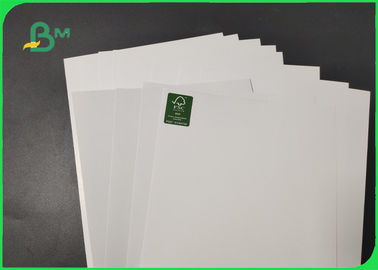 Carta patinata bianca vergine della pianura C2S della pasta di cellulosa 170g 200g di 100% per i calendari lisci