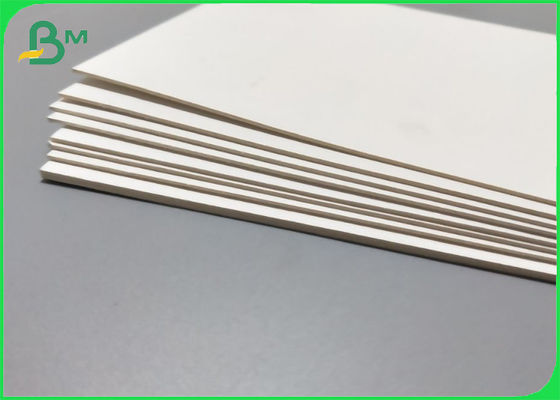 Bianchi naturale bianco 1.0mm - 1.6mm dell'alto bordo di carta non rivestito assorbente del sottobicchiere