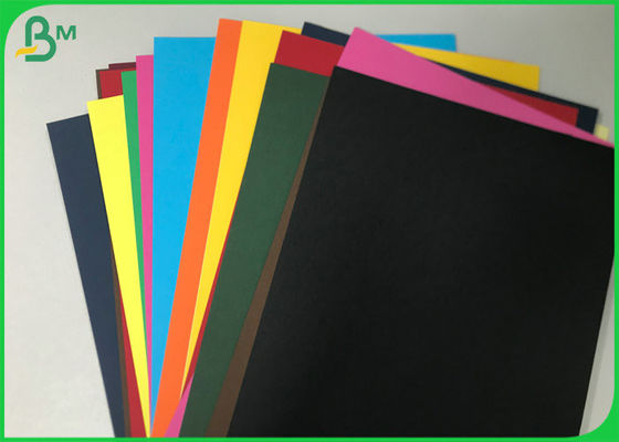 Gli origami di dimensione A1 si imbarcano sulla carta kraft Rames colore luminoso/scuro 80gsm 180gsm Manila