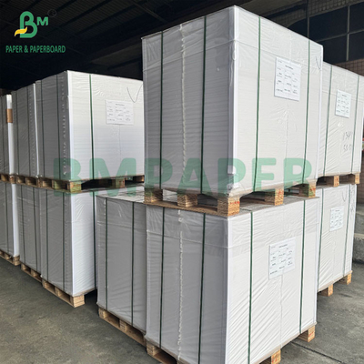 OBA Free Non rivestito Woodfree Offset Bond Paper 40gm 50gm Fogli di carta leggeri