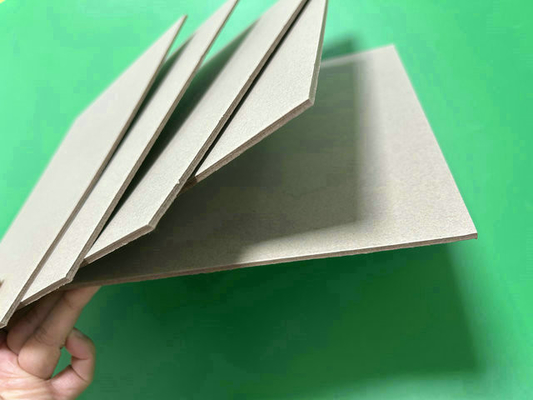 72 x 102cm 2mm 2.5mm Superficie liscia Granello grigio per la fabbricazione di cartone