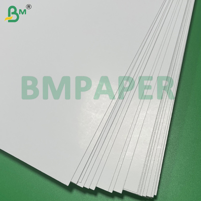 280gm-330gm Carta da gioco a superficie lucida di alta resistenza 50x70cm Blu Core C2S Carta da gioco per gioco di intrattenimento