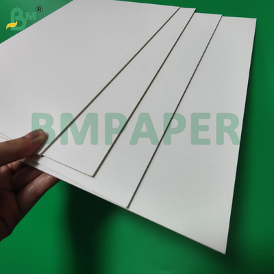 Cartoncino display in pasta di legno bianco da 3 mm per segnaletica sospesa 1220 x 2440 mm