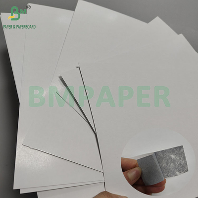Cartoncino nero ad alta opacità da 310 g/m² e 330 g/m² standard per carte da poker
