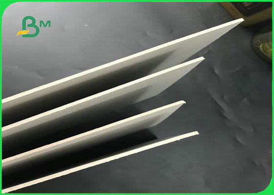 cartone grigio 700*1000mm di 2.2mm 2.25mm con il FSC per le scatole d'imballaggio