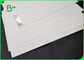 La superficie regolare della carta bianca del polipropilene ed impermeabilizza 450 x 320mm