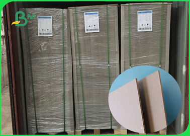 2.2mm hanno riciclato il truciolato grigio colorato resistenza all'umidità della polpa per imballare
