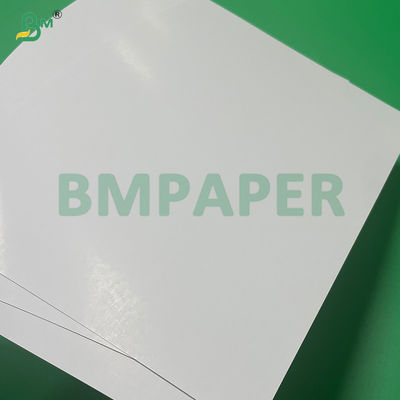 Carta da gioco patinata bifacciale lucida con anima nera da 330 g/m² per tornei di poker professionali