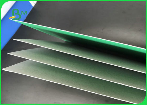 Il FSC ha certificato 1.0mm - 3,0 millimetri di cartone verde non rivestito con grande Stifiness per i contenitori di pacchetti