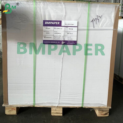 310gm Carta da gioco a core nero Lino in rilievo Finitura rigidità e durata superiori