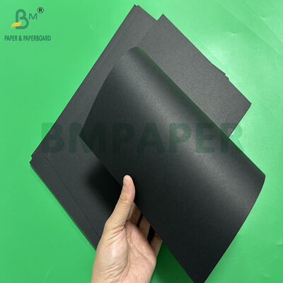 Carta nera solida non patinata da 300 g/m² 350 g/m² per confezioni da 70 x 100 cm