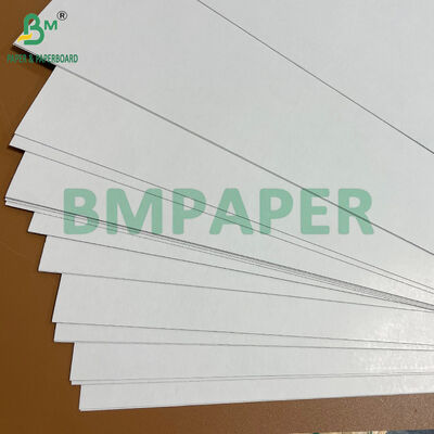 Faccia superiore lucida nera Core TCG Cartoncino bianco 320gsm per giochi di carte collezionabili