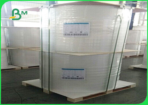 Carta non rivestita di Woodfree di alta bianchezza del FSC per il quaderno 60g - 180g