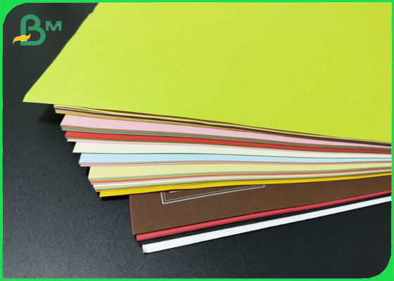 colore Bristol Card di 200g 300g per gli impianti dell'artigianato e le carte colorate
